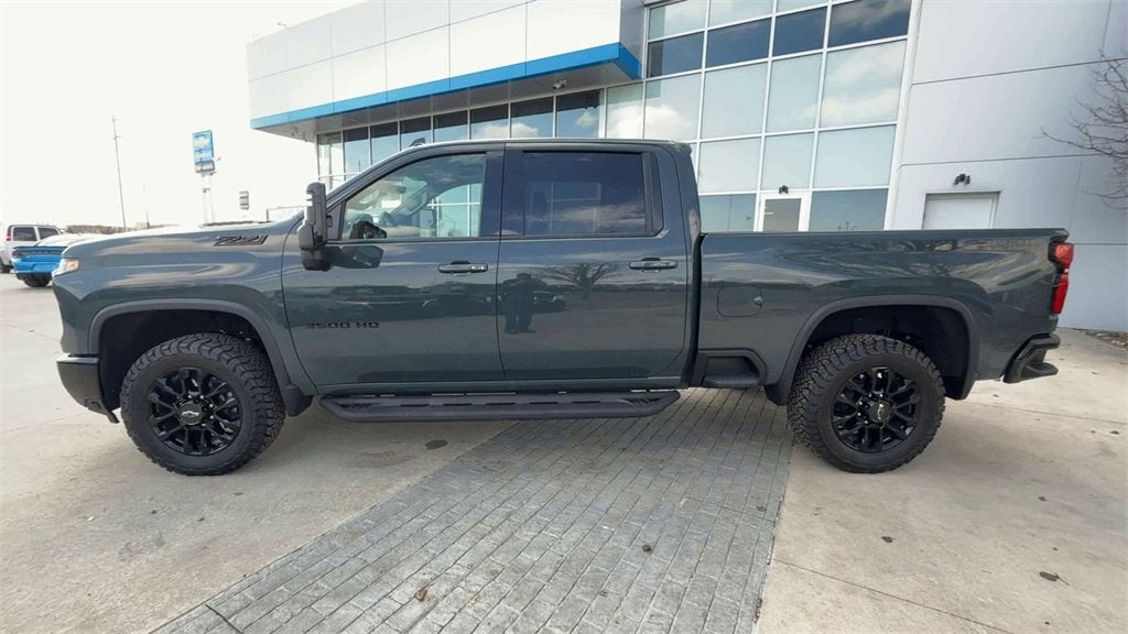 2025 Chevrolet Silverado 3500 HD LTZ