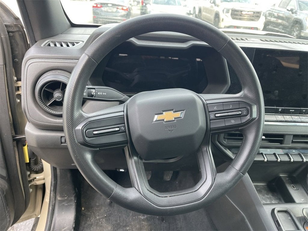 2023 Chevrolet Colorado WT