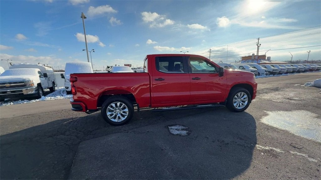 2022 Chevrolet Silverado 1500 Custom
