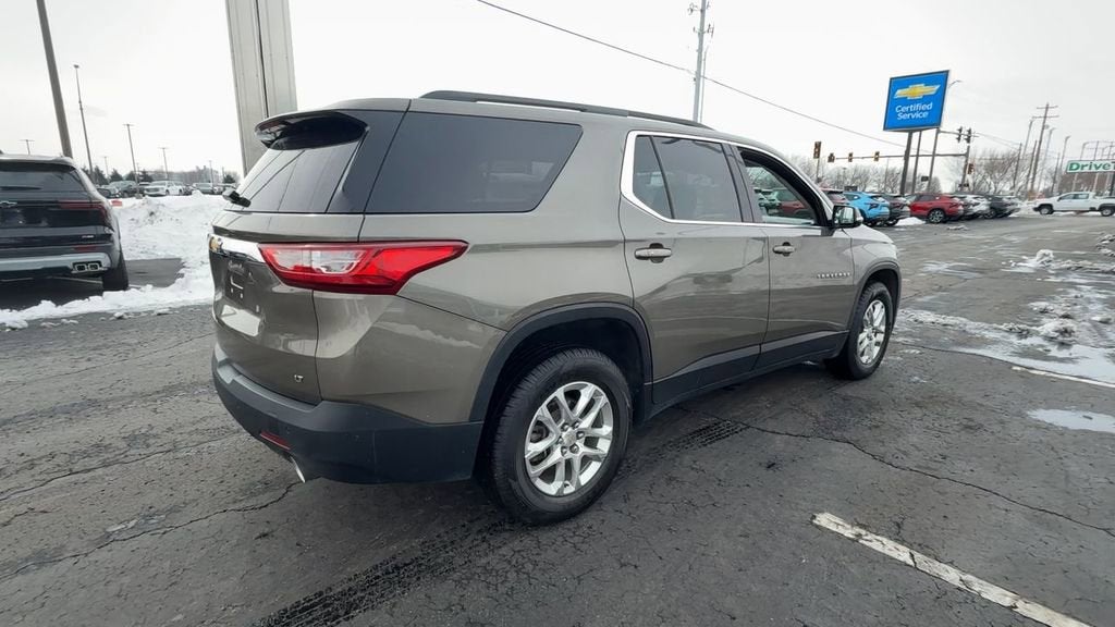 2020 Chevrolet Traverse LT Cloth