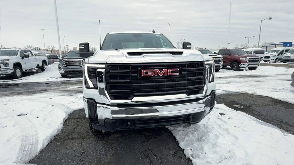 2024 GMC Sierra 2500 HD Pro