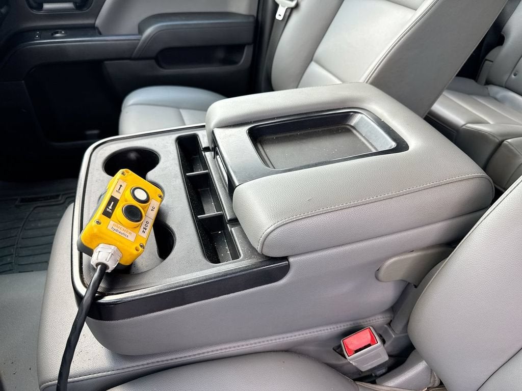 2022 Chevrolet Silverado 5500 HD Work Truck