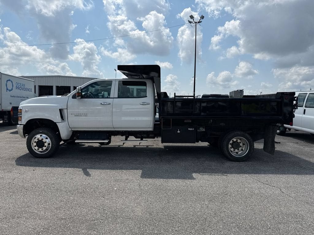 2022 Chevrolet Silverado 5500 HD Work Truck