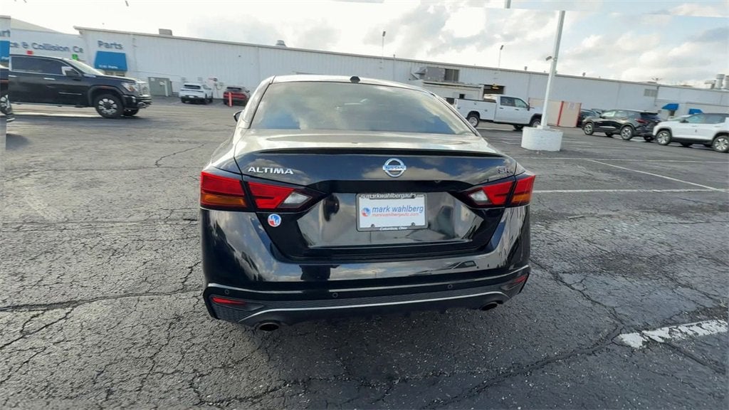 2021 Nissan Altima 2.5 SR