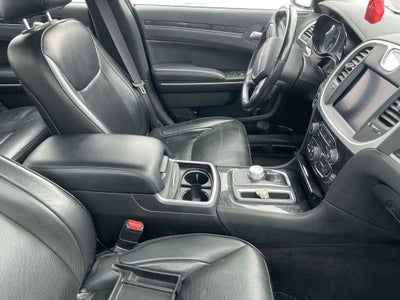 2022 Chrysler 300 Touring L