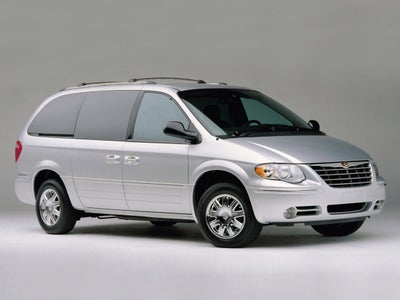 2005 Chrysler Town & Country LX