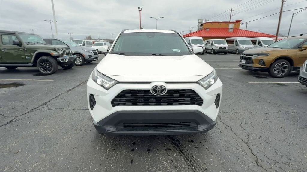 2022 Toyota RAV4 XLE