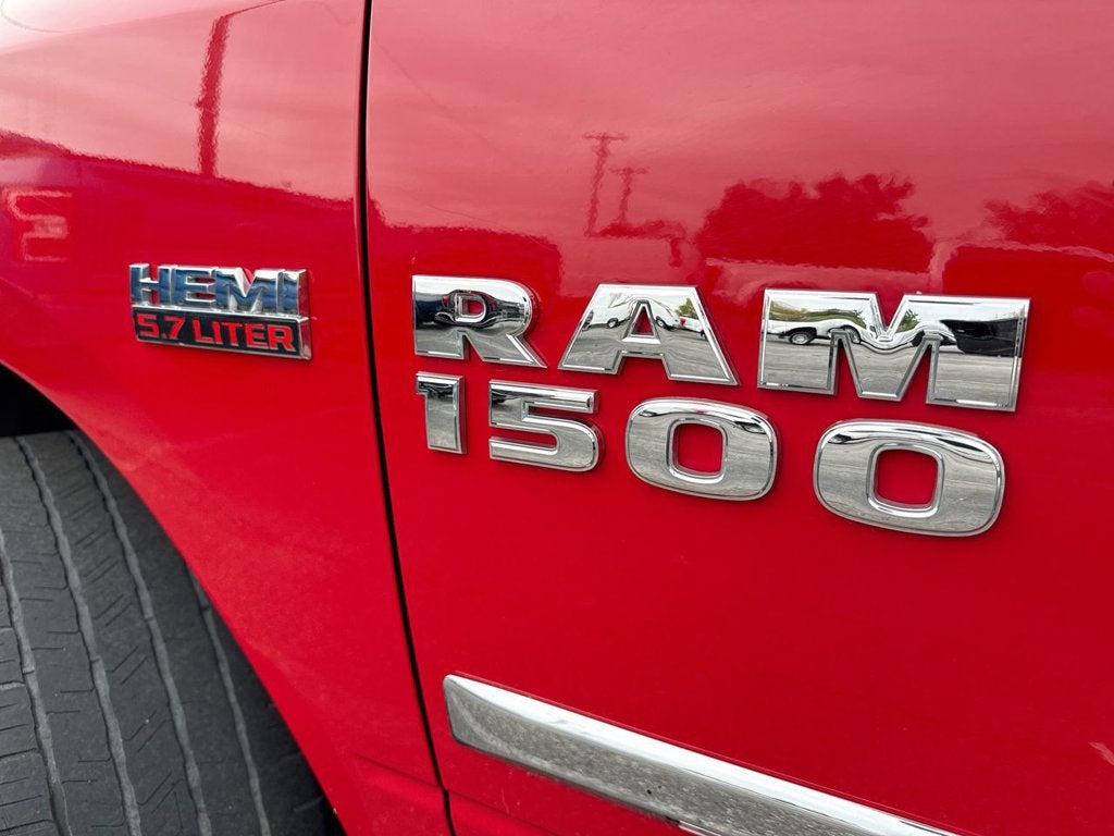 2017 RAM 1500 Big Horn Crew Cab 4x4 5'7" Box