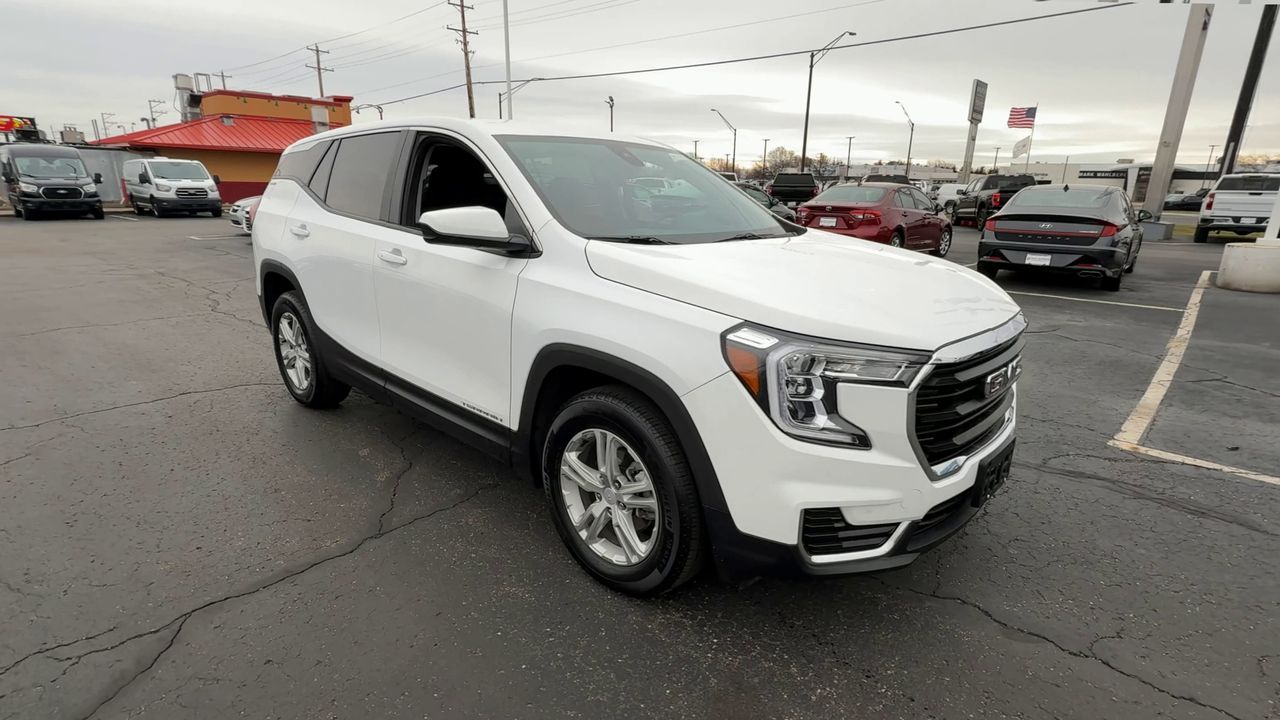 2023 GMC Terrain SLE