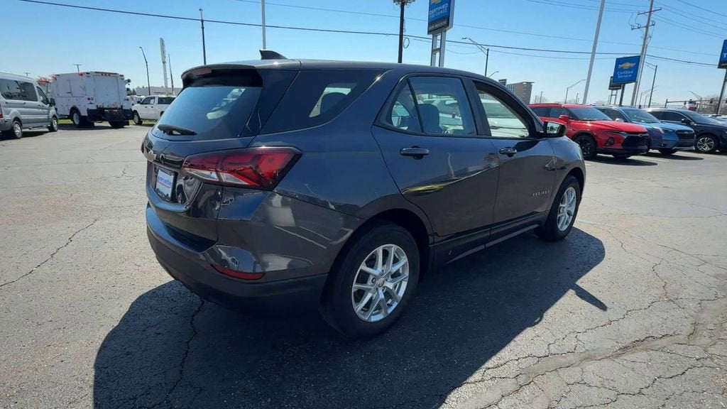 2022 Chevrolet Equinox LS