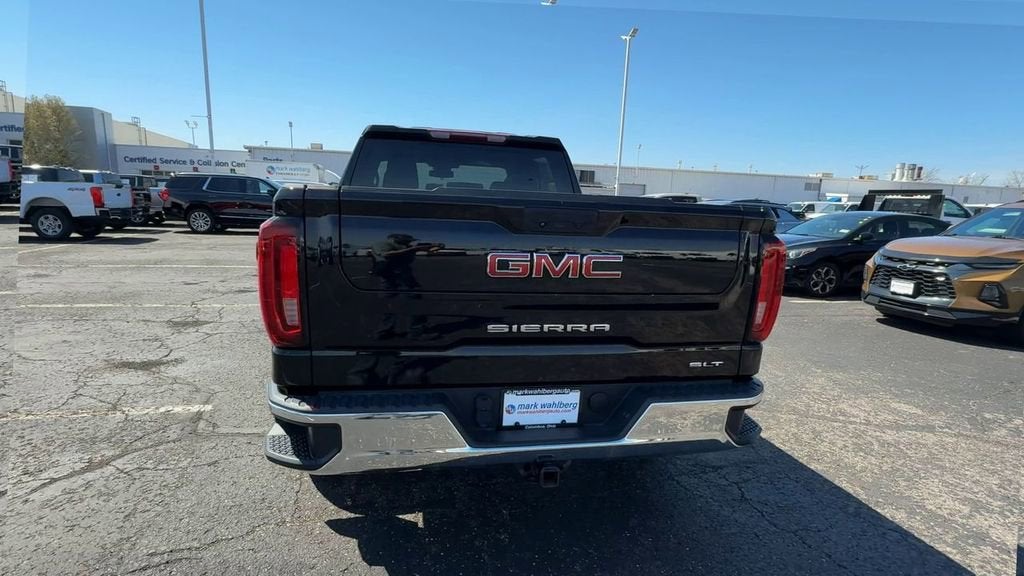 2022 GMC Sierra 1500 SLT