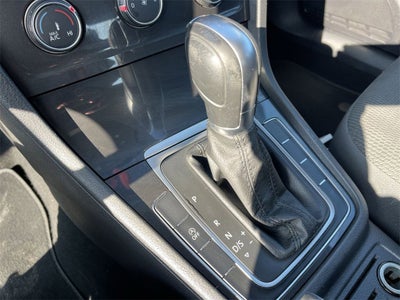 2019 Volkswagen Golf S