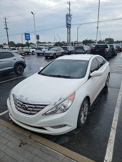 2011 Hyundai SONATA SE