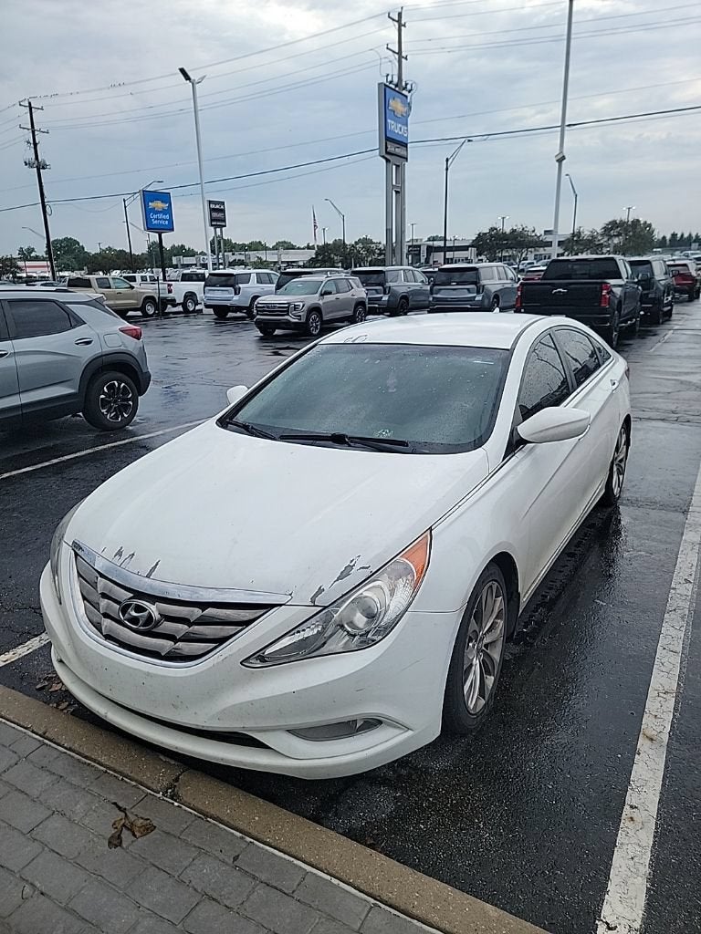 2011 Hyundai SONATA SE
