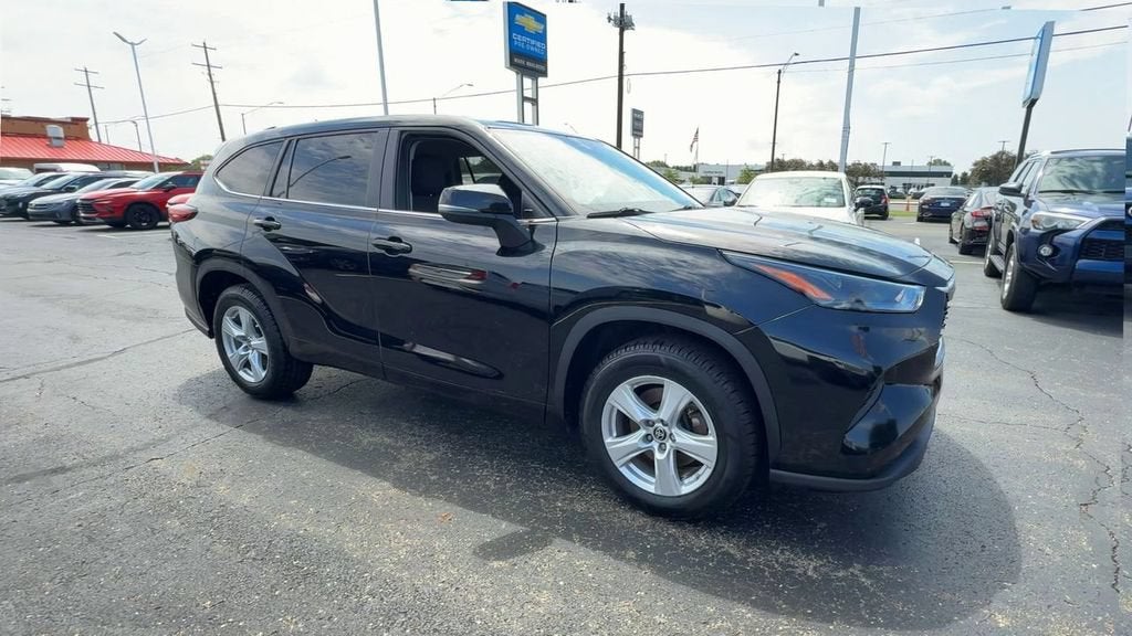 2023 Toyota Highlander L