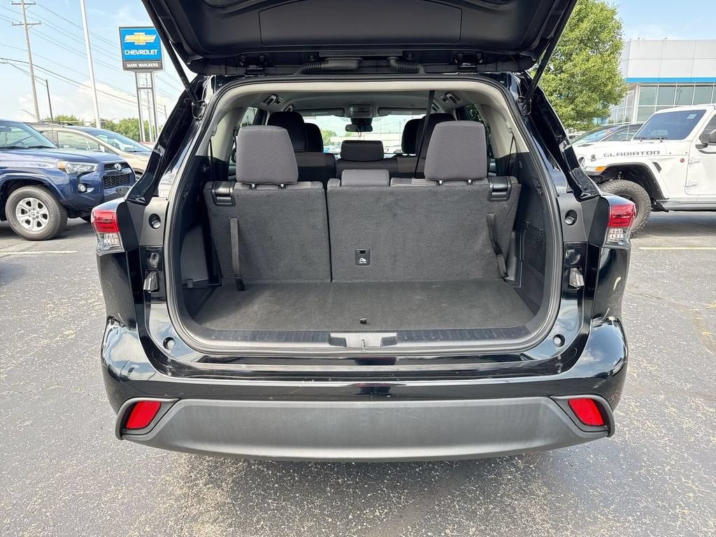 2023 Toyota Highlander L