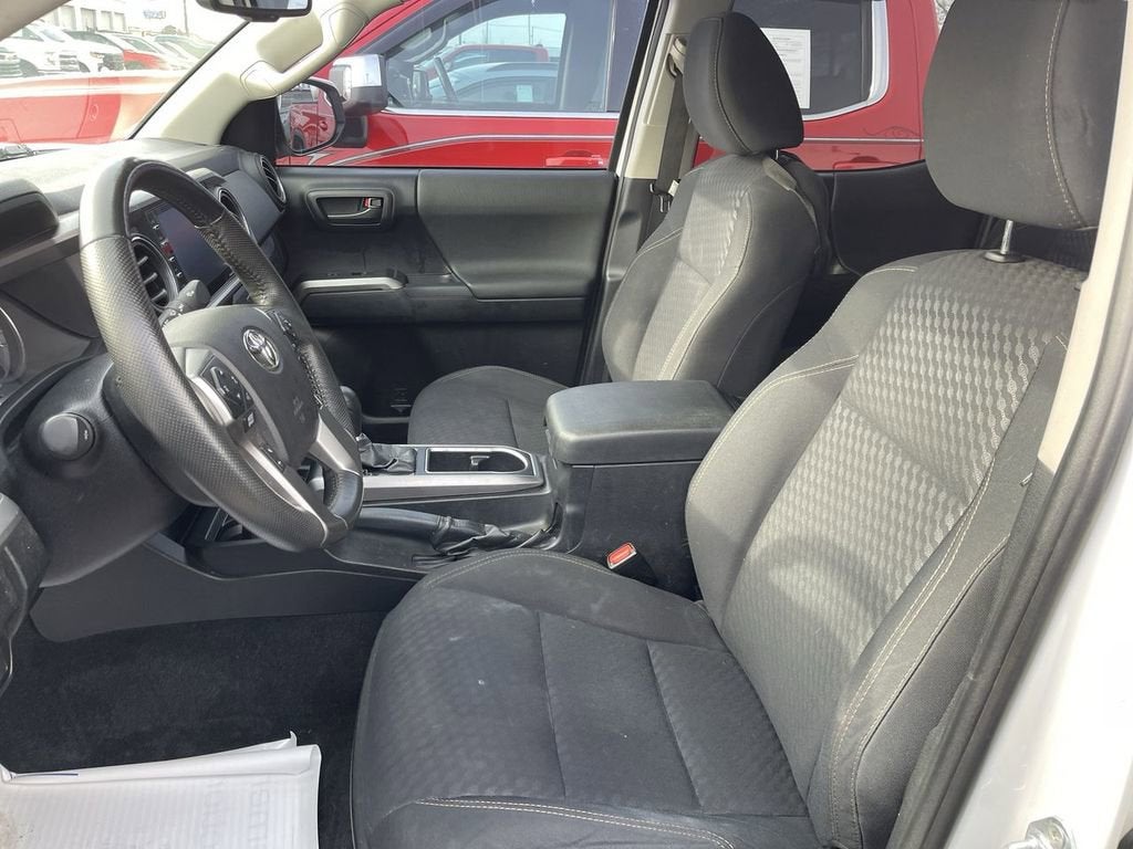 2021 Toyota Tacoma 2WD SR5