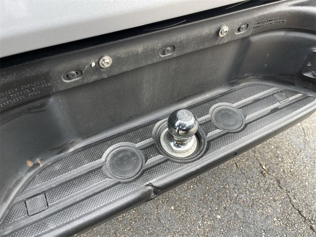 2015 Toyota Tacoma 2WD Access Cab Standard Bed I4 Manual (SE)