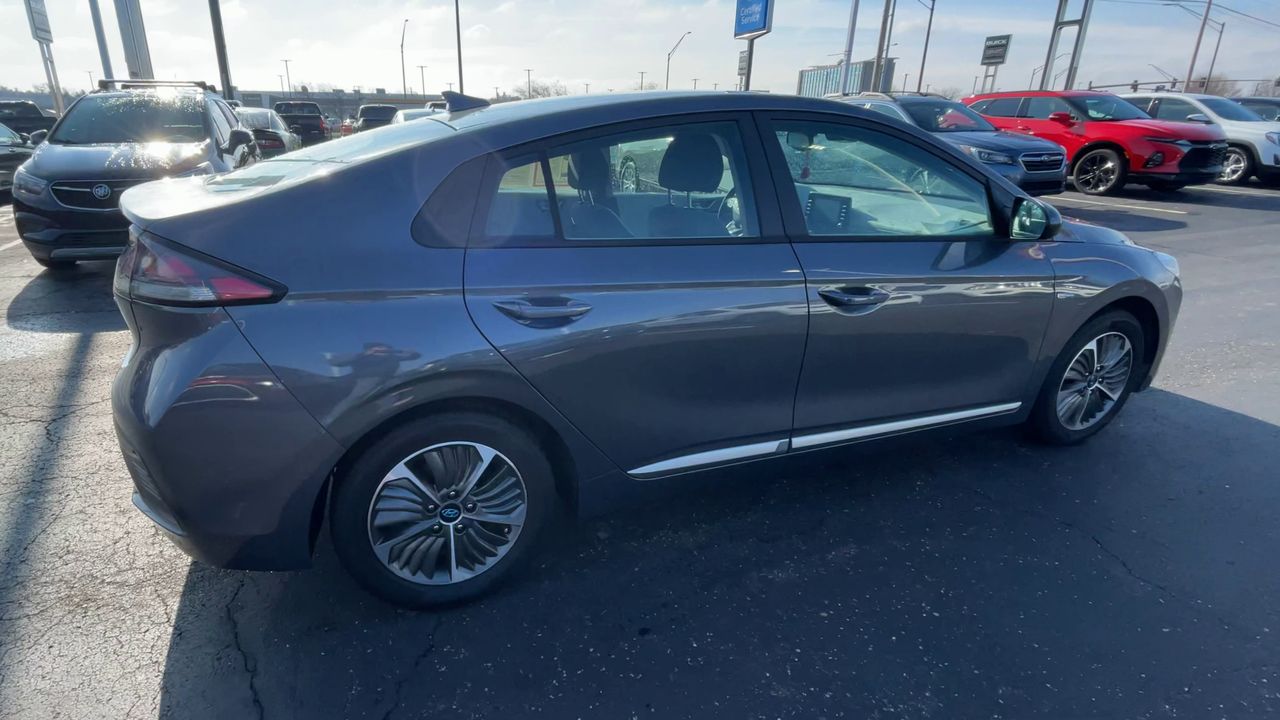 2020 Hyundai IONIQ PLUG-IN HYBRID SE