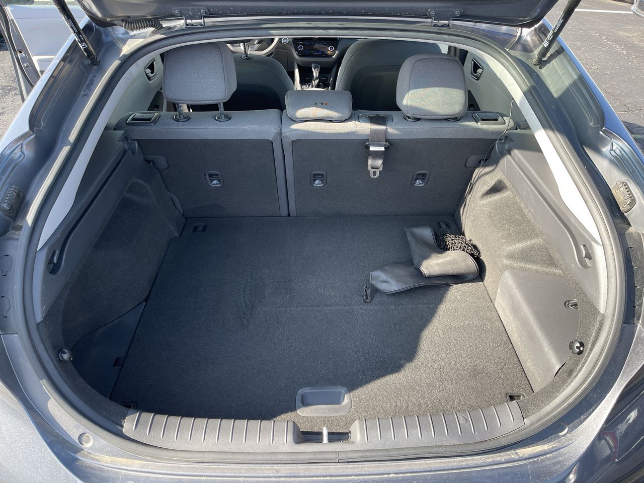 2020 Hyundai IONIQ PLUG-IN HYBRID SE