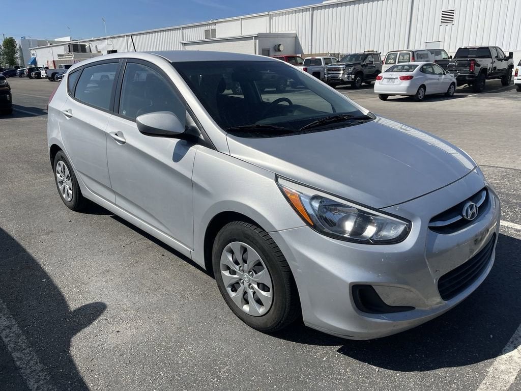 2016 Hyundai ACCENT SE