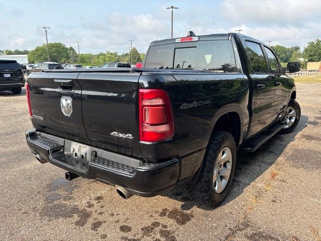 2020 RAM 1500 Big Horn Crew Cab 4x4 5'7" Box