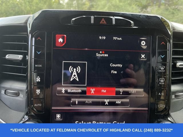 2019 RAM 1500 Laramie Crew Cab 4x4 5'7" Box