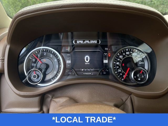 2019 RAM 1500 Laramie Crew Cab 4x4 5'7" Box