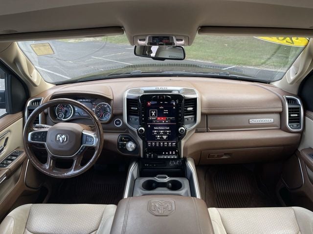 2019 RAM 1500 Laramie Crew Cab 4x4 5'7" Box