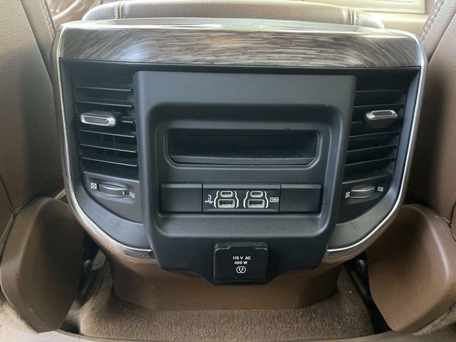 2019 RAM 1500 Laramie Crew Cab 4x4 5'7" Box