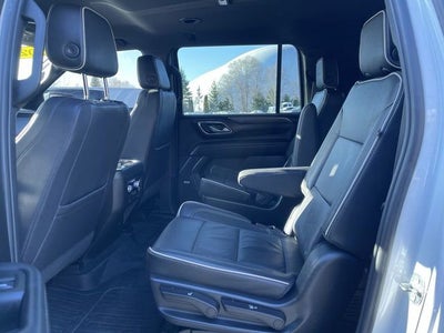 2023 GMC Yukon XL SLT