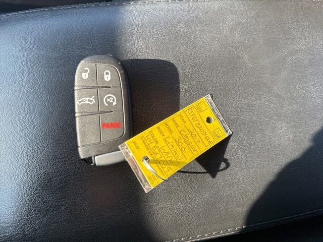 2017 Chrysler 300 Limited AWD