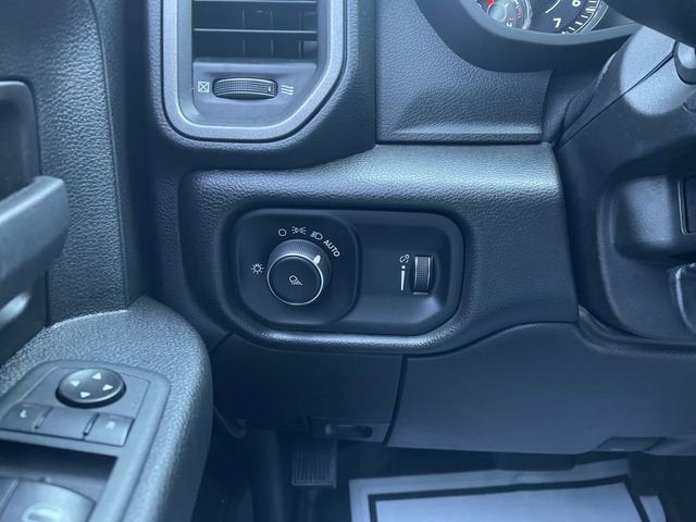 2021 RAM 2500 Tradesman Crew Cab 4x4 6'4" Box