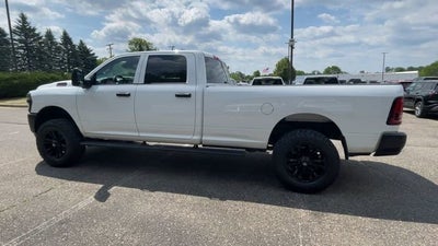 2025 RAM 2500 Tradesman Crew Cab 4x4 8' Box
