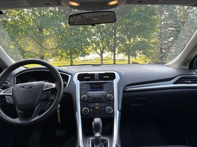 2013 Ford Fusion SE
