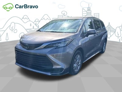 2021 Toyota Sienna LE