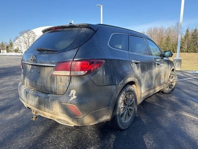 2017 Hyundai SANTA FE SE