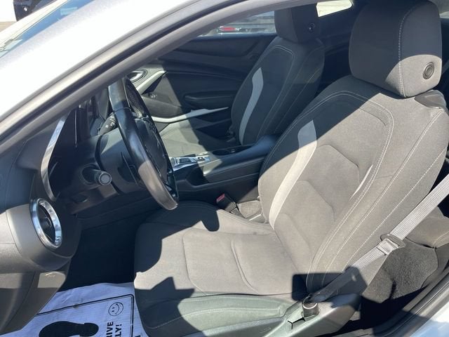 2019 Chevrolet Camaro 1LT