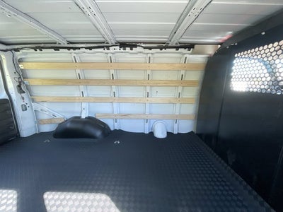 2025 Chevrolet Express Cargo WT