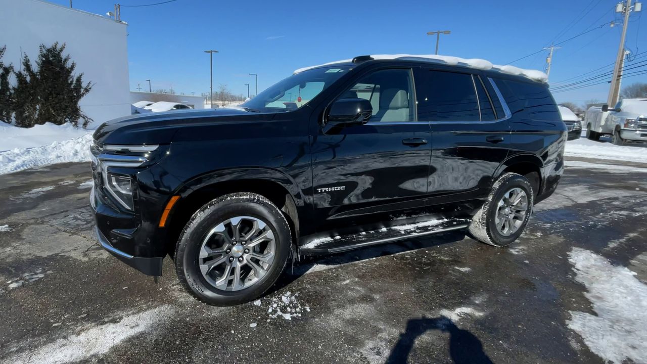 2025 Chevrolet Tahoe LS