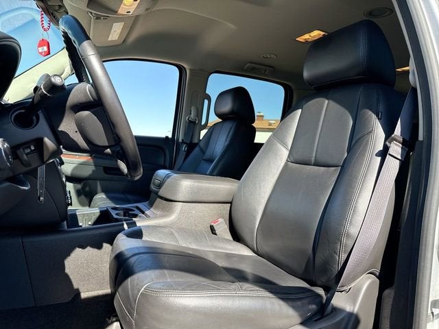 2014 Chevrolet Suburban LT