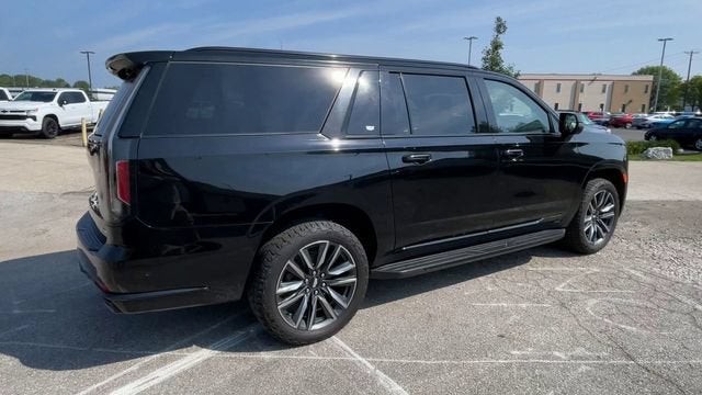2023 Cadillac Escalade ESV Sport
