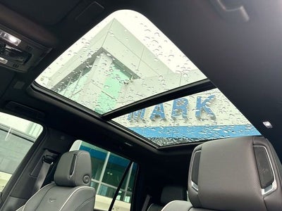 2025 Cadillac Escalade Premium Luxury