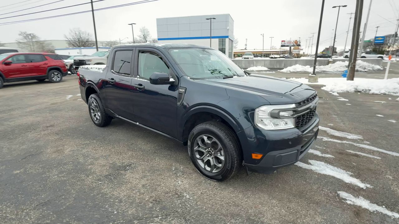 2022 Ford Maverick XL