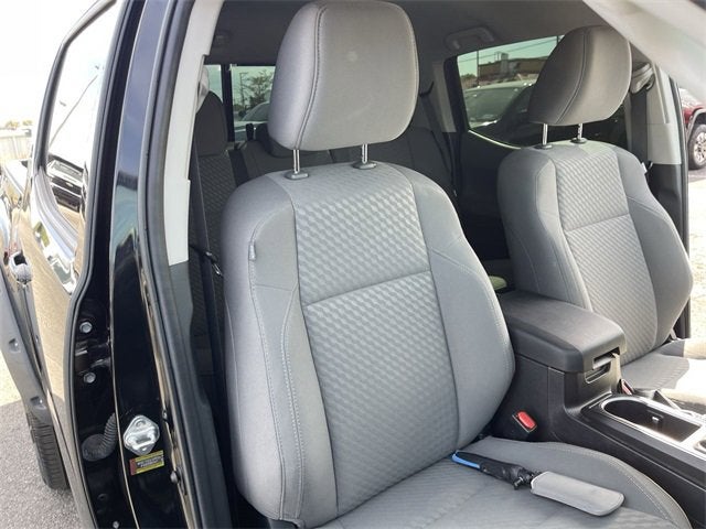 2022 Toyota Tacoma 4WD SR