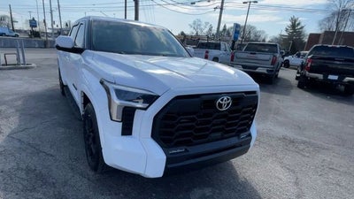 2024 Toyota Tundra 4WD SR5