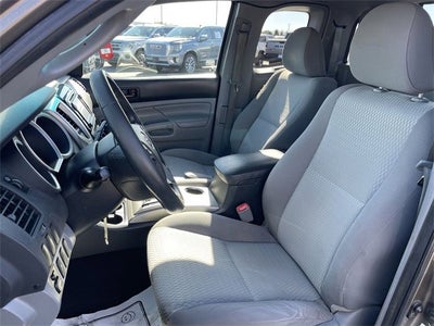 2014 Toyota Tacoma 4WD Access Cab Standard Bed I4 Manual (Natl)