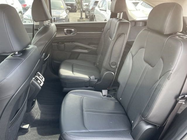 2025 Kia Sorento X-Line SX