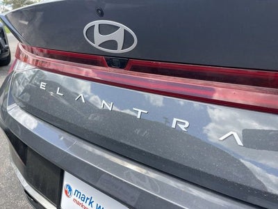 2025 Hyundai ELANTRA SEL Convenience