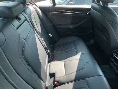 2018 BMW 530i 530i